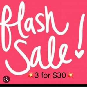 ❄️ Flash Sale❄️. 3/$30 with ❄️ emoji.